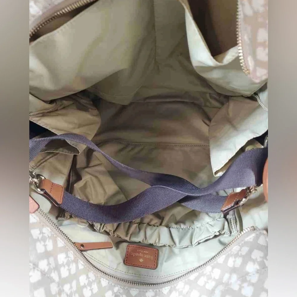 Kate Spade Classic Spade Stevie Baby Bag, Cream and Pink GUC